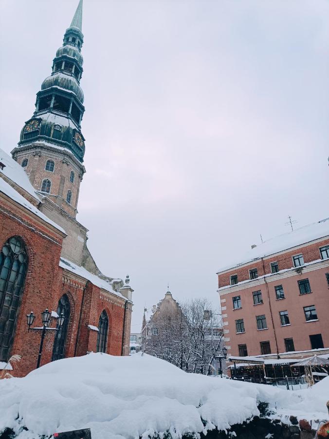 Old Town Retreat With Stunning Views 2 Bedroom Apartment Nearby The Church Of Saint Peter Riga Kültér fotó